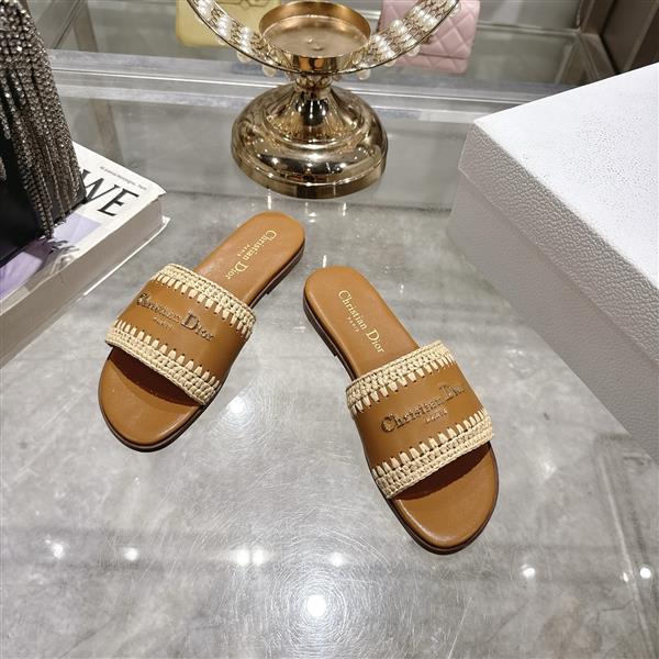 20251128184321994 250